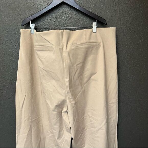 Old Navy High-Waisted Pull-On Pixie Wide-Leg Pants - Picture 9 of 14